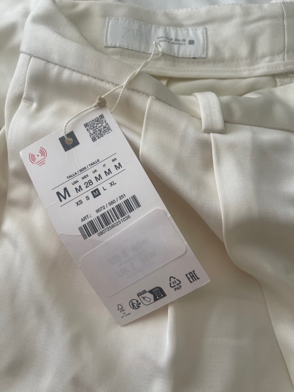 ZARA High Waist Satin Ivory Pleated Straight Leg Trousers Pants sz Medium - Picture 8 of 8